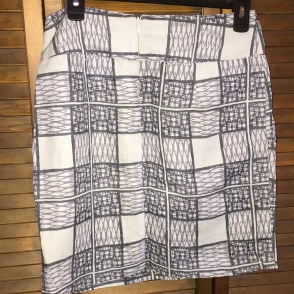 Banana Republic Skirt - Picture 3 of 4